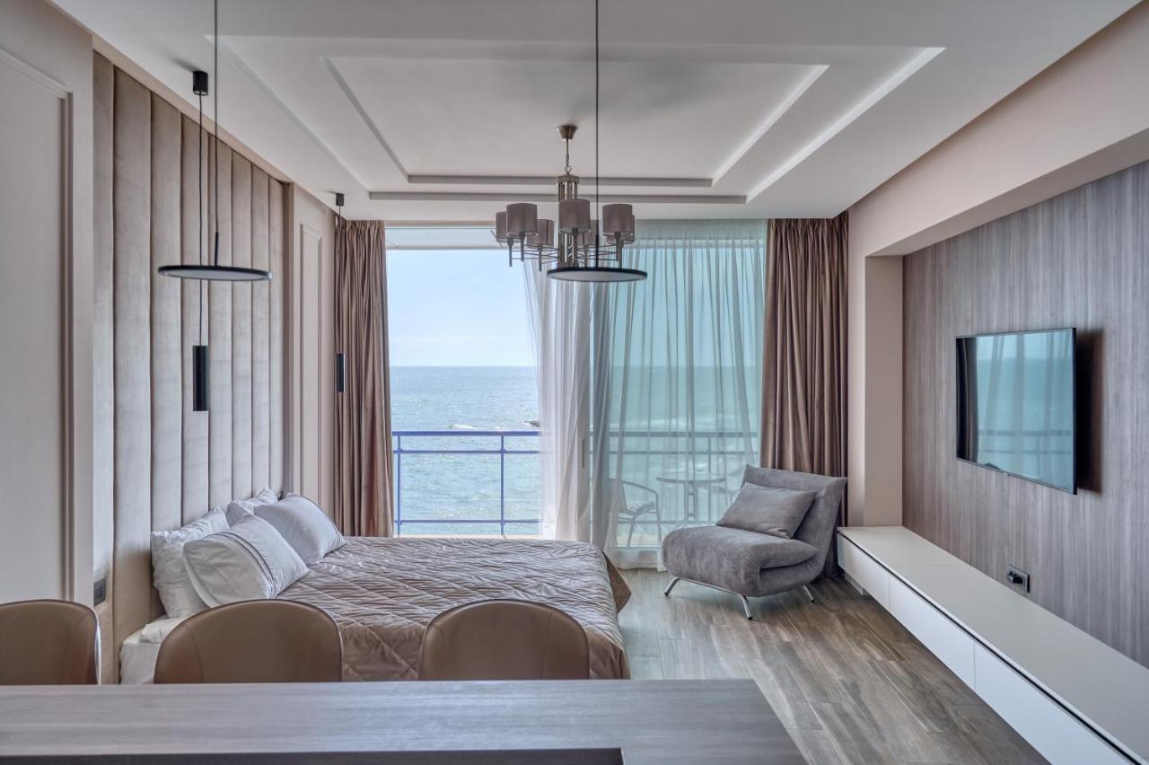 Maristella Marine Residense Hotel Apartment オデッサ エクステリア 写真